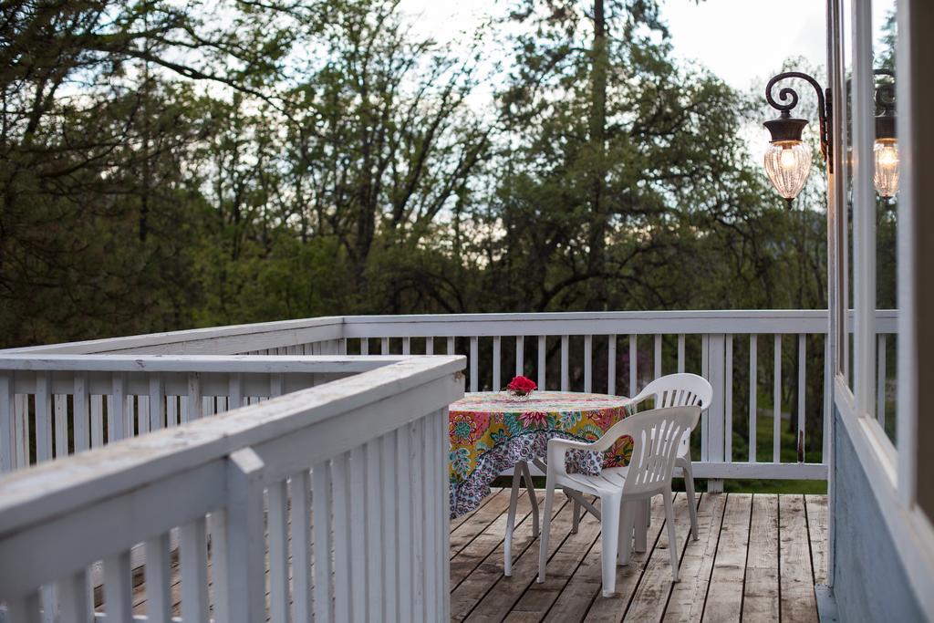 Ravensbrook Yosemite Bed & Breakfast 3*